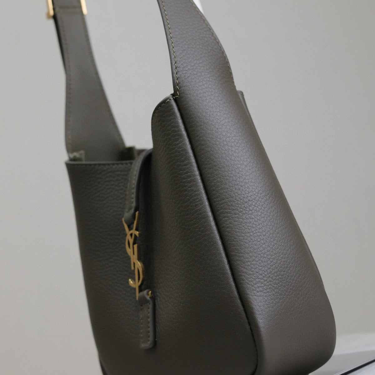 Saint Laurent Bags- Saint Laurent Le 5 A 7 Supple Baby Bag Luxury Designer Leather Handbag