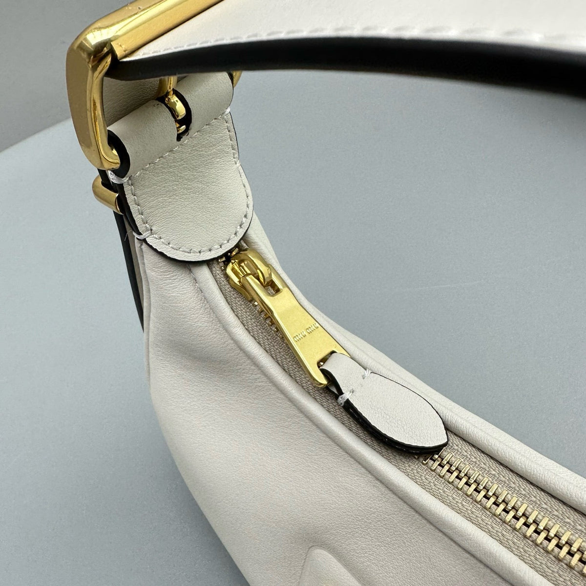 Bags- Miu M Leather Hobo Bag Luxury Designer Leather Handbag