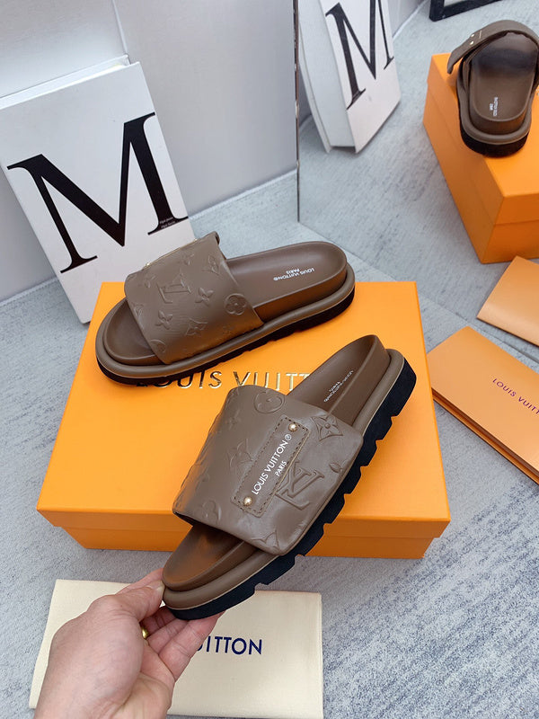 Louis Vuitton shoes Style 385 - texture and material detail
