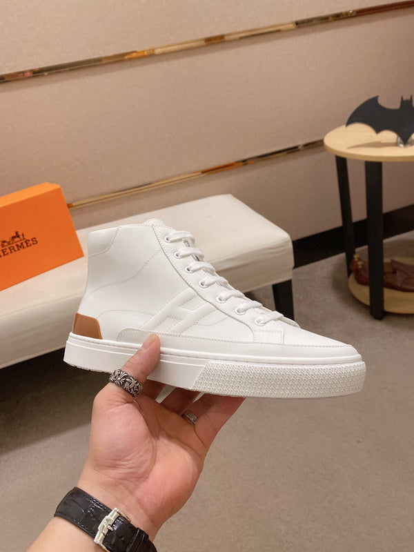 Hermes shoes Style 211 - close-up of luxury comfort fit