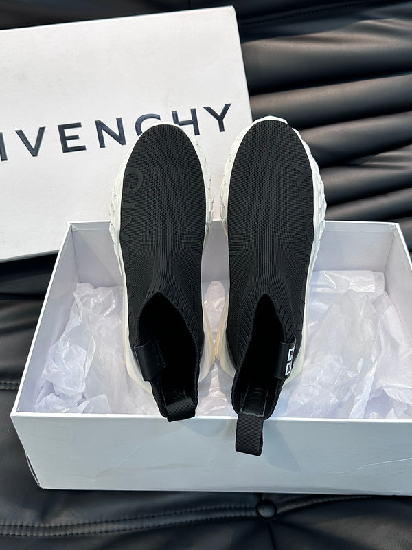 Givenchy White Loafer Flats - Toe Detail View