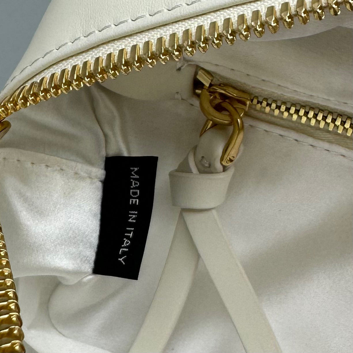 Bags- Miu M Arcadie Bag Elegant Everyday Designer Handbag