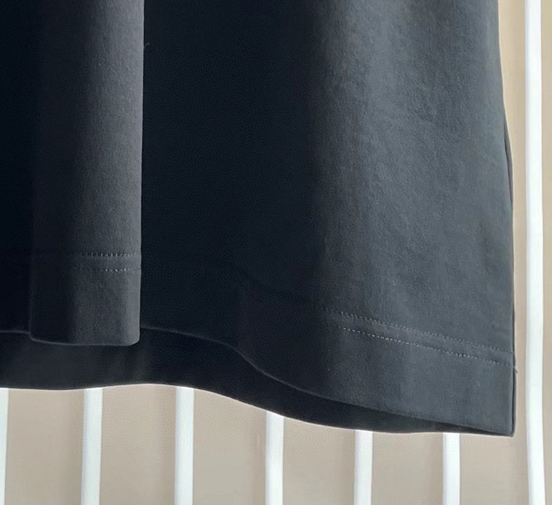 Full silhouette view of Givenchy luxury piece style No.116