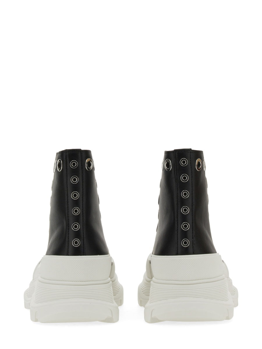 Alexander McQueen Shoes? Alexander Mcqueen Men Joey Sneaker With Eyelets Comfortable Everyday Designer Shoes