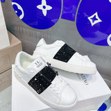 Three-quarter angle view of Valentino Garavani luxury piece style No.205