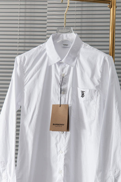 Back view of Burberry luxury piece style No.031
