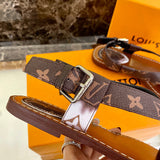 Full silhouette view of Louis Vuitton luxury piece style No.098