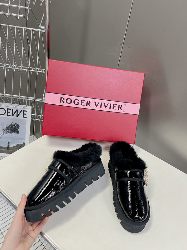 Close-up detail view of Roger Vivier luxury piece style No.064