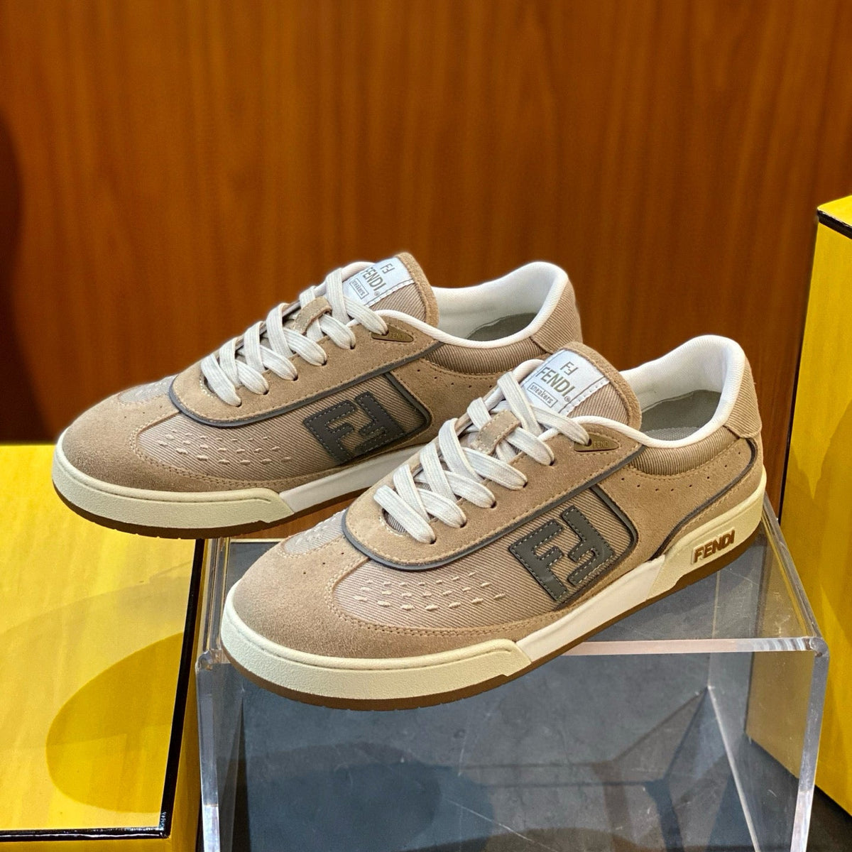 Shoes- Fen Match Sneaker Premium Designer Casual Shoes