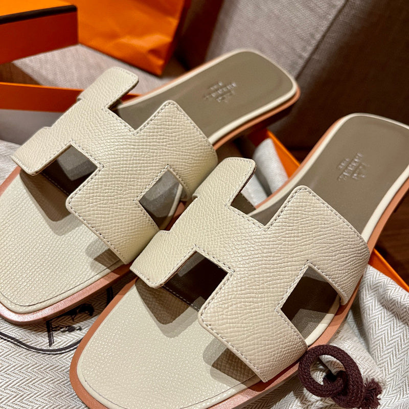 Hermès Beige Platform Sandals - Front View