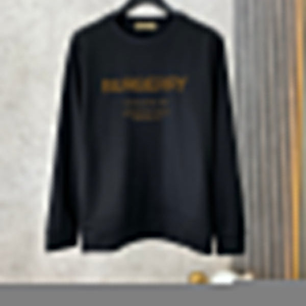 Side profile view of Burberry luxury piece style No.008