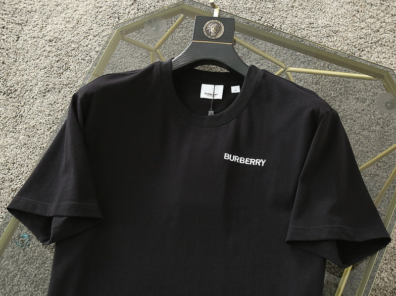 Three-quarter angle view of Burberry luxury piece style No.281