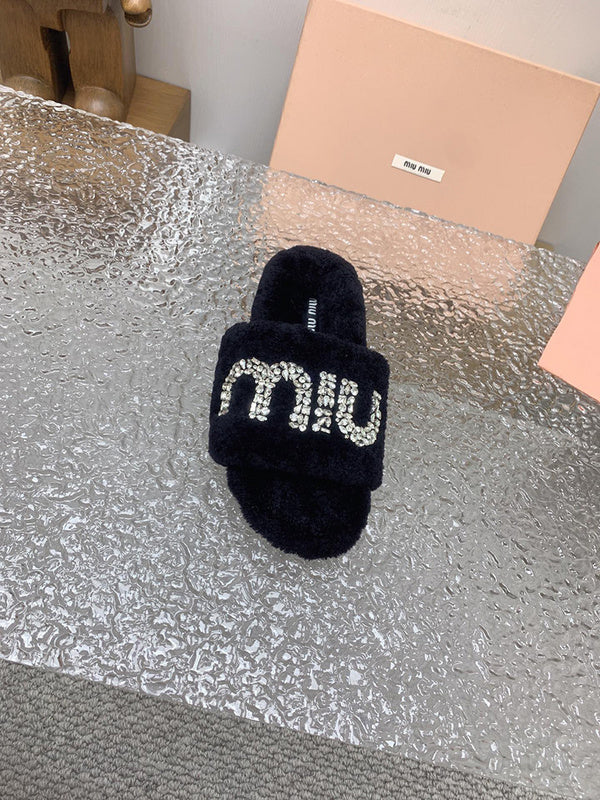 Side profile view of Miu Miu luxury piece style No.125
