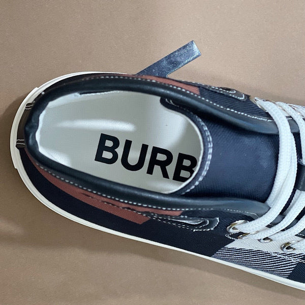Burberry shoes Style 184 - sole and craftsmanship detail
