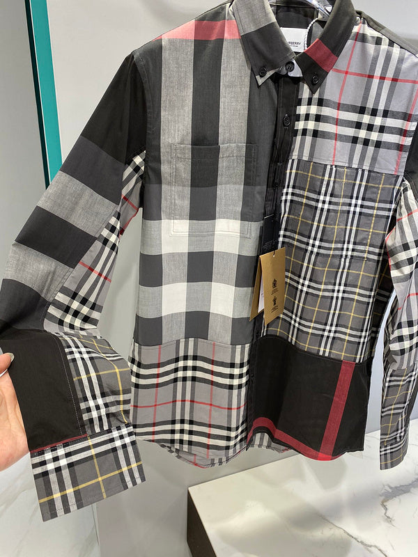 Three-quarter angle view of Burberry luxury piece style No.018
