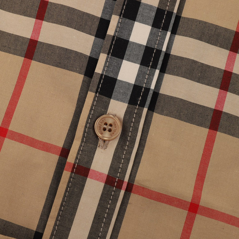 Full silhouette view of Burberry luxury piece style No.023