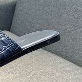 Hermes shoes Style 020 - top view showing design