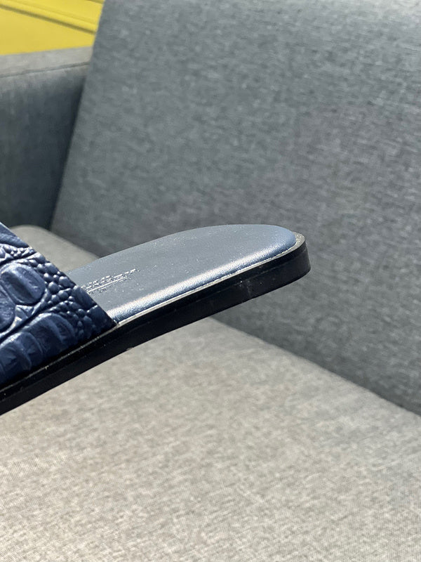 Hermès Grey Classic Ballet Flats - Close-Up Texture View