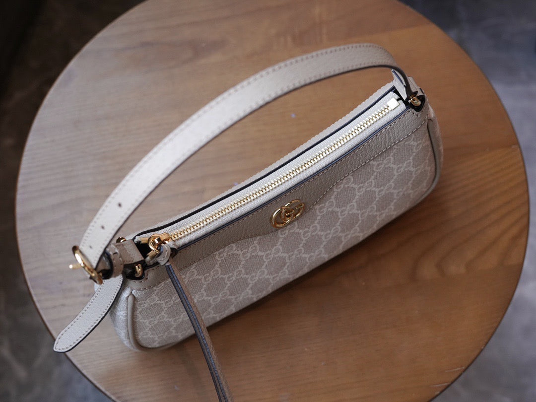 Front view of Gucci Ophidia Small Handbag premium handbag