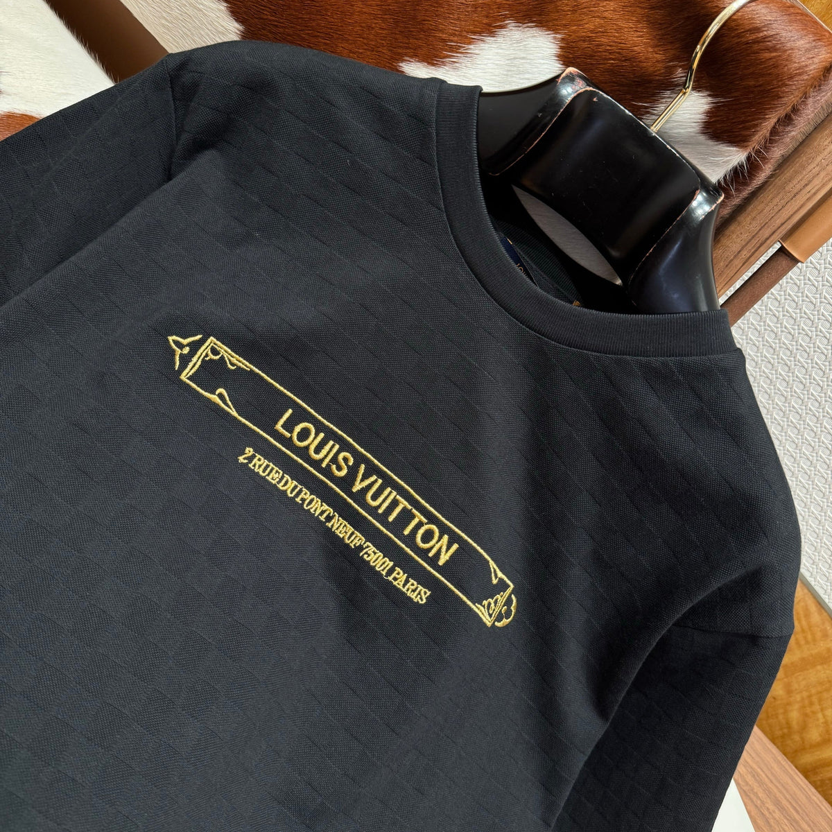 Louis Vuitton T-Shirts- Louis Vuitton Lou T-shirt Casual Everyday Designer Tee