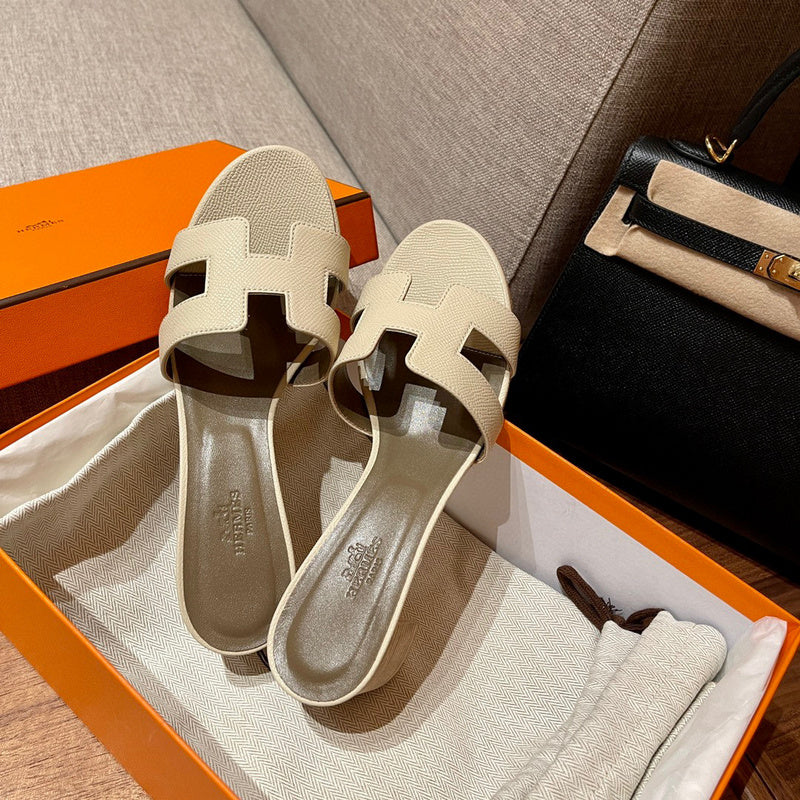 Hermes sandals Style 015 - packaging and accessories