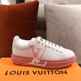 Full silhouette view of Louis Vuitton luxury piece style No.179