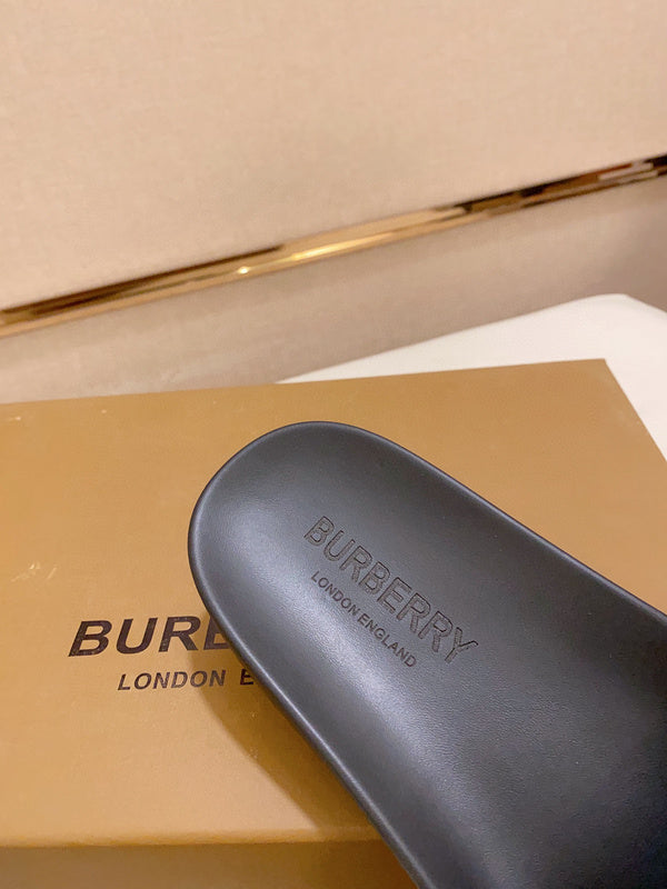 Burberry shoes Style 006 - packaging and accessories