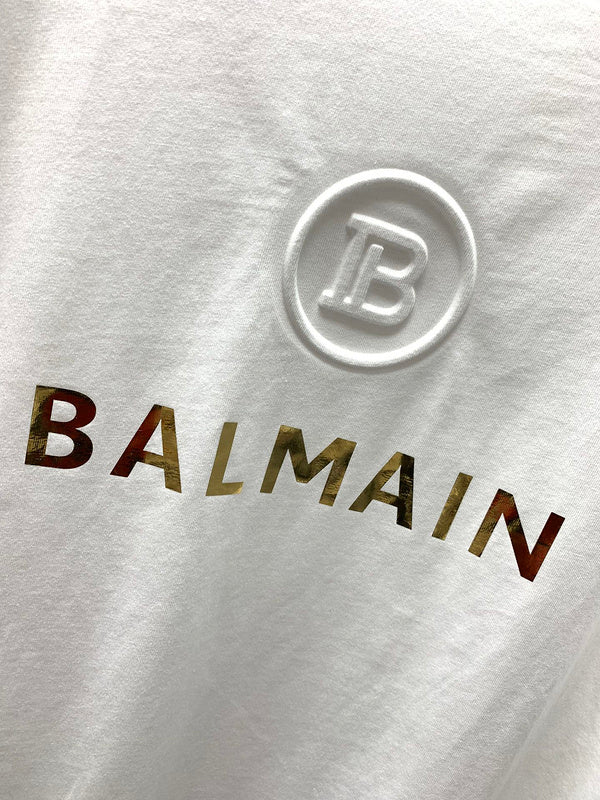Full silhouette view of Balmain luxury piece style No.063