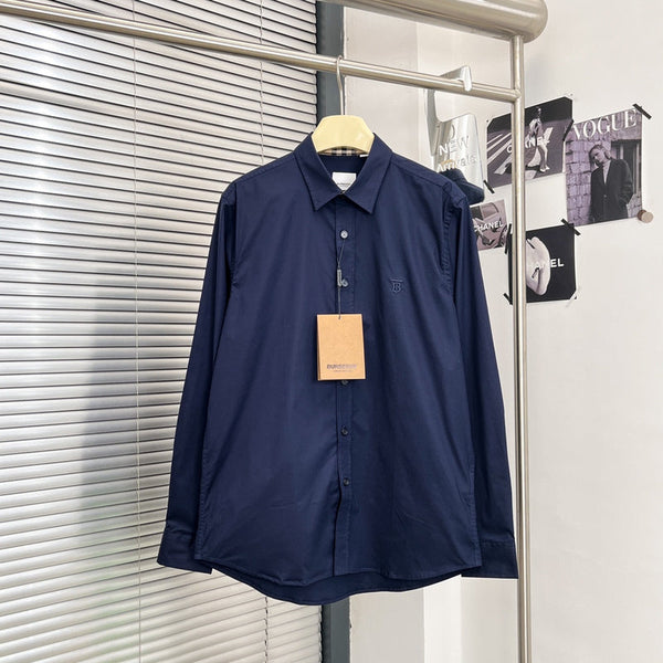 Front view of Burberry luxury piece style No.058