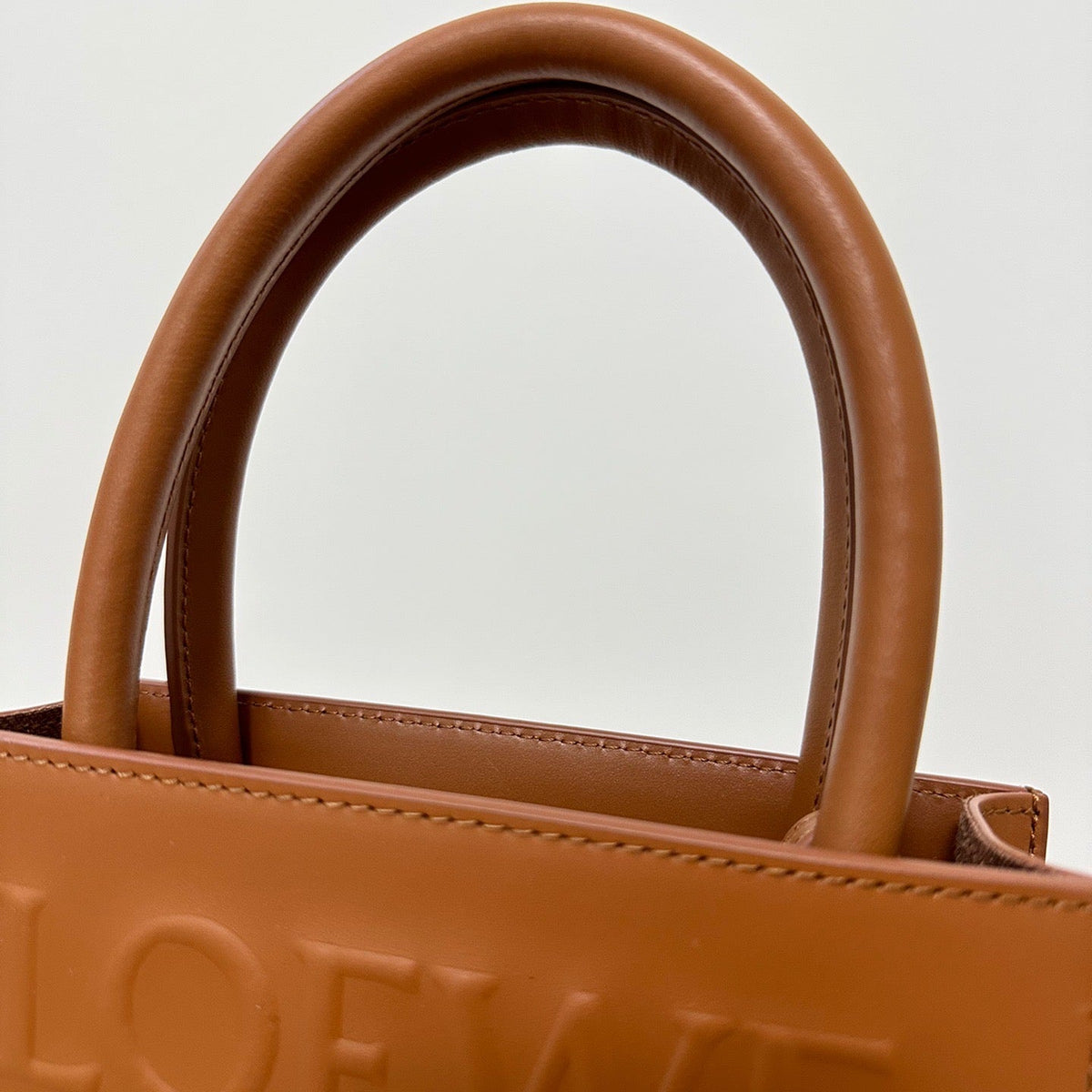Bags- Loew Standard A5 Tote Bag Elegant Everyday Designer Handbag