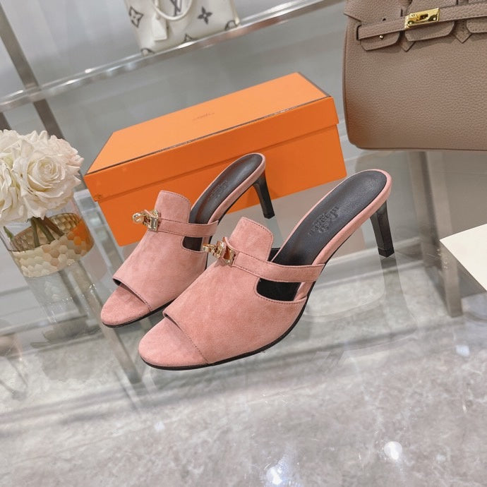 Hermes shoes Style 359 - close-up of refined designer finish