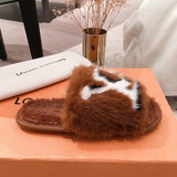 Styling view of Louis Vuitton luxury piece style No.034