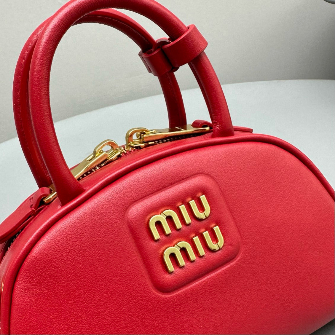 Bags- Miu M Leather Top Handle Bag Elegant Everyday Designer Handbag