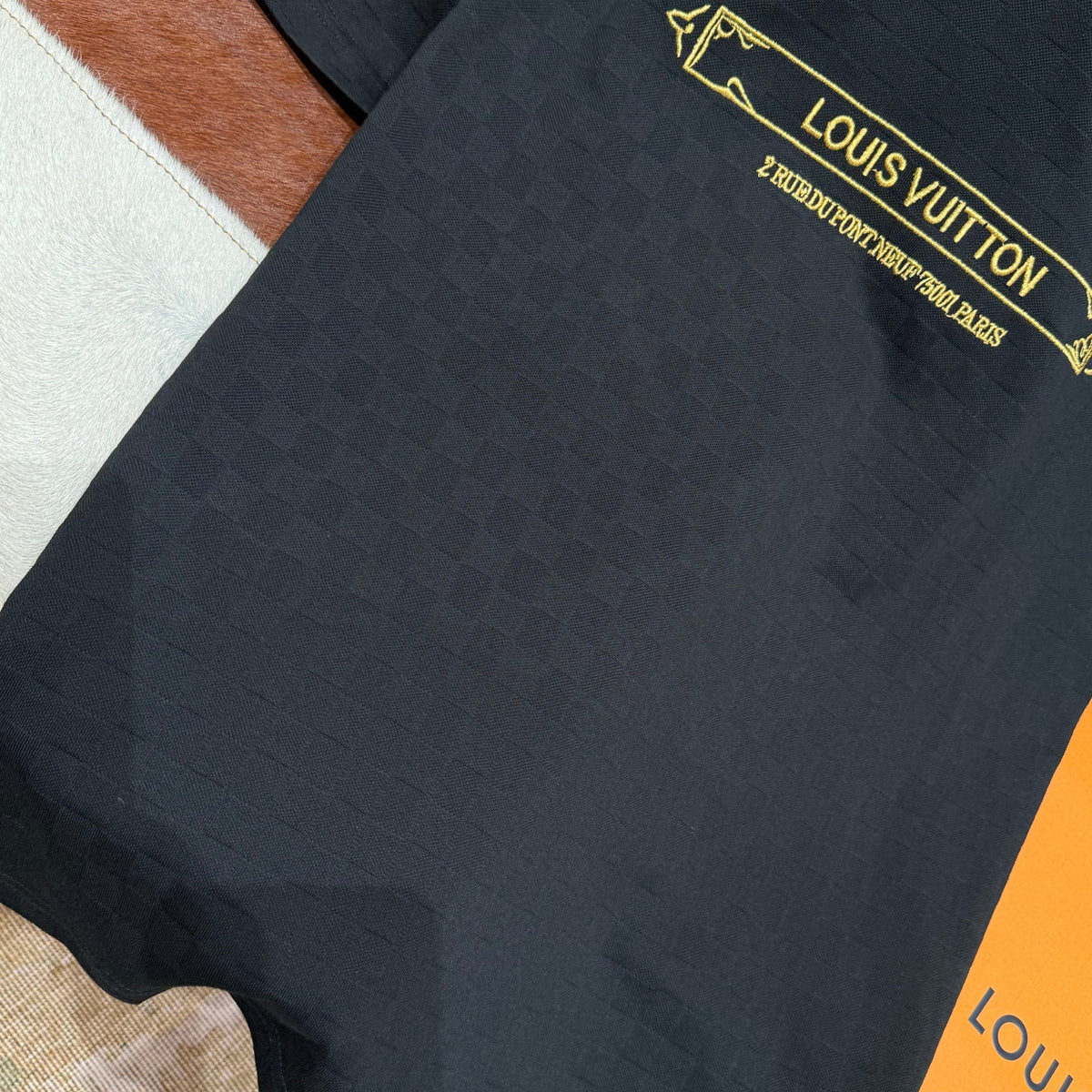 Louis Vuitton T-Shirts- Louis Vuitton Lou T-shirt Casual Everyday Designer Tee