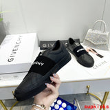 Givenchy shoes Style 040 - packaging and accessories
