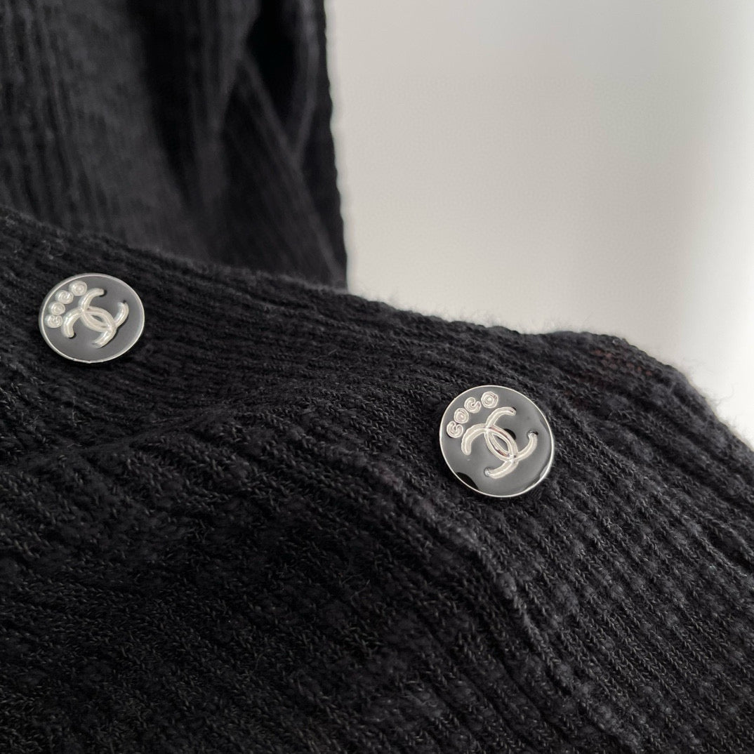 Chanel Sweaters? Chanel Cardigan Luxury Designer Knit Sweater