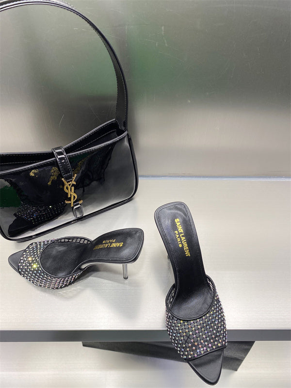 Side profile view of Saint Laurent luxury piece style No.063