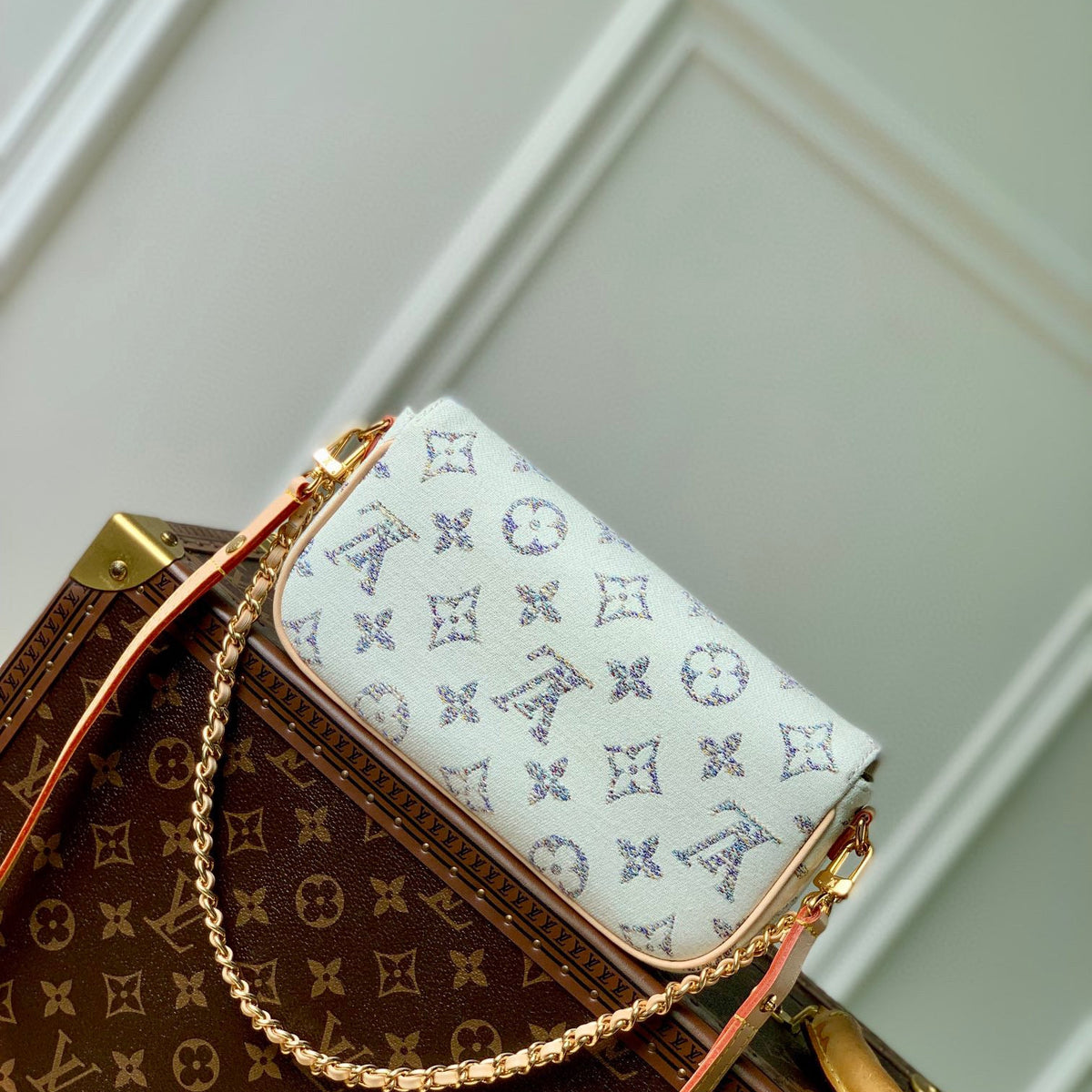 Louis Vuitton Wallets- Louis Vuitton Lou Ivy Wallet On Chain Bag Compact Luxury Card Wallet