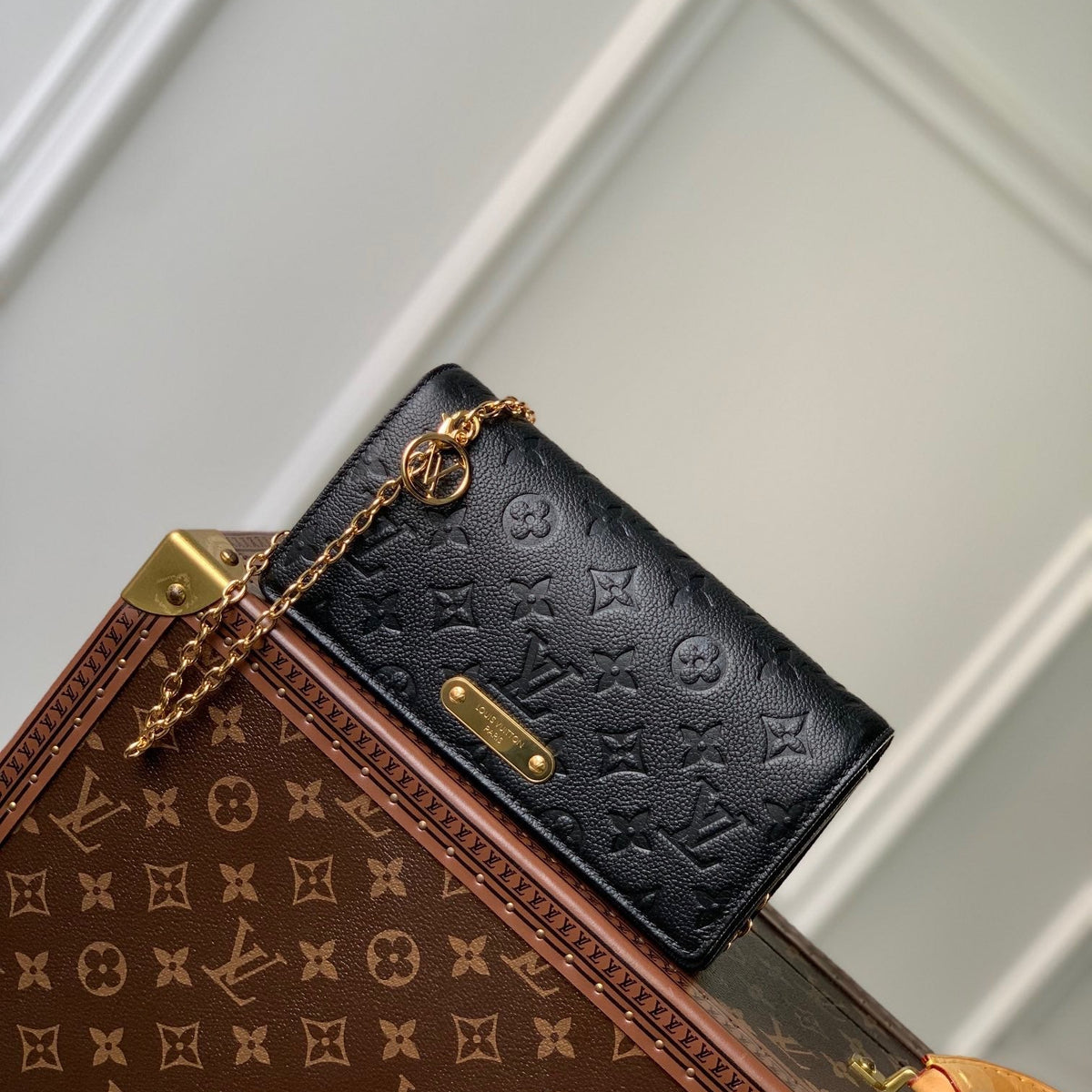 Louis Vuitton Wallets- Louis Vuitton Lou Lily Wallet On Chain Premium Leather Designer Wallet