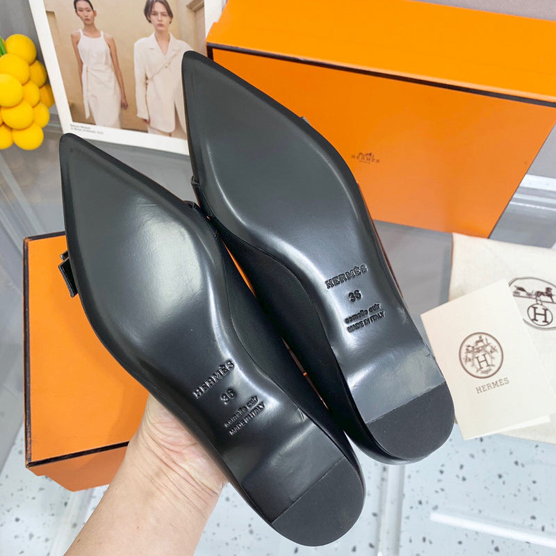 Hermes shoes Style 313 - logo and branding close-up