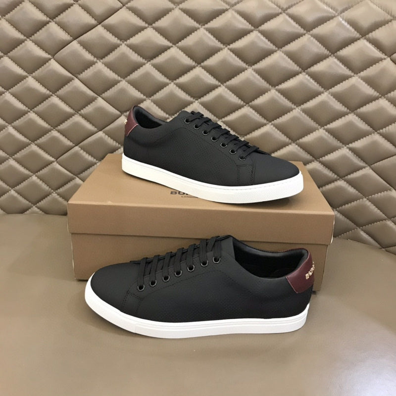 Burberry shoes Style 280 - packaging and accessories