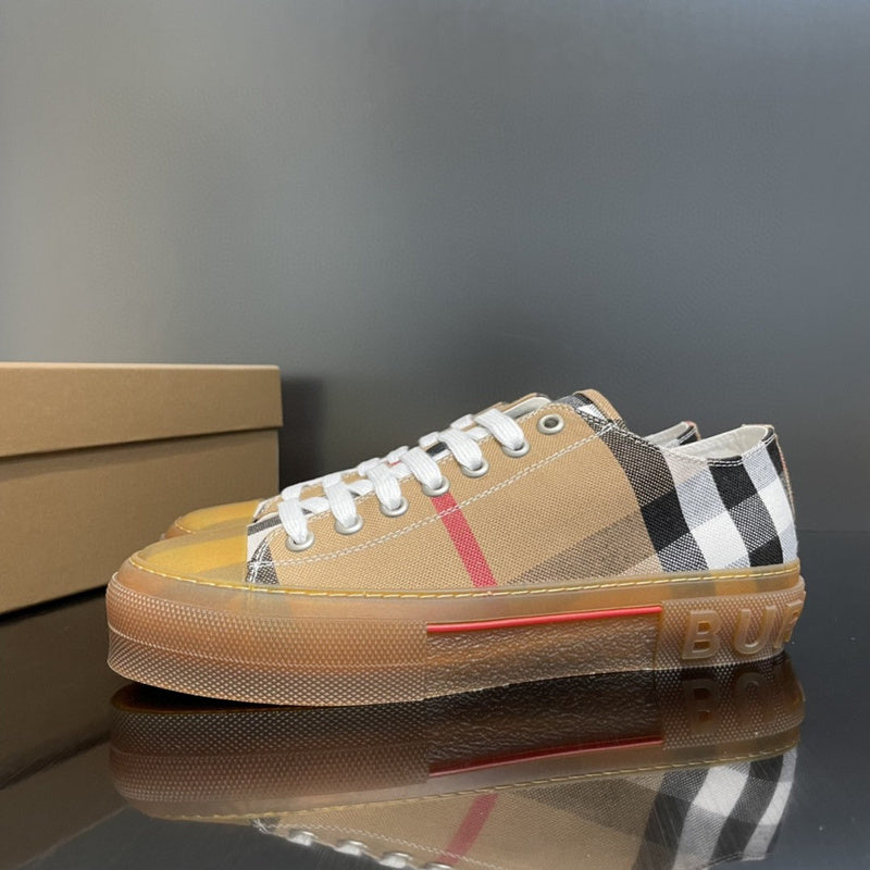 Burberry shoes Style 336 - top view showing design