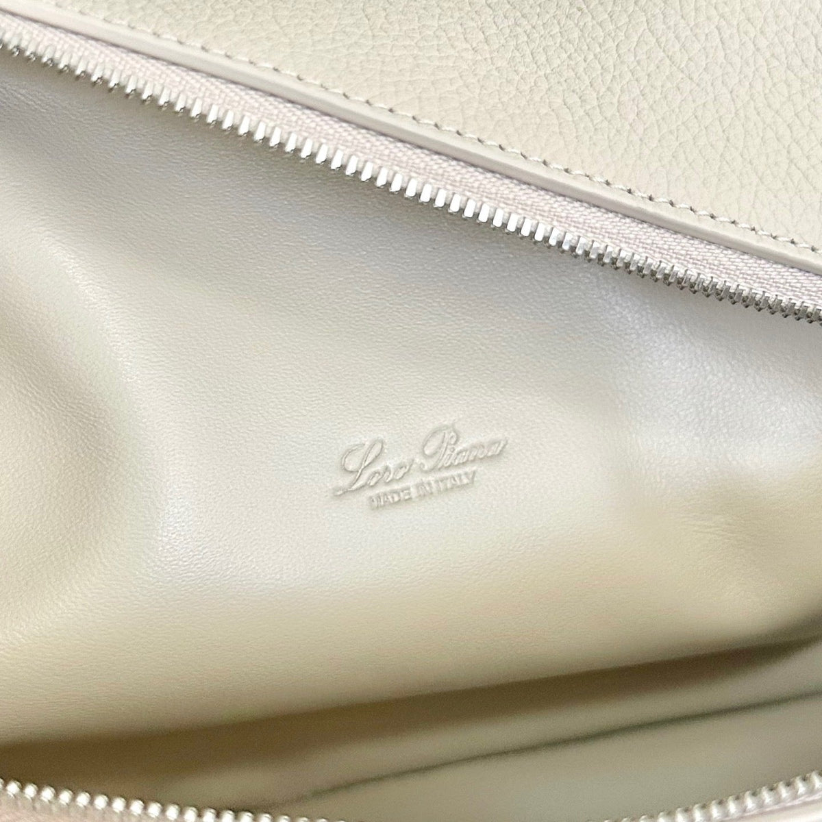 Bags- Loro P Extra Pouch L27 Premium Designer Shoulder Bag