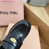 Styling view of Miu Miu luxury piece style No.111