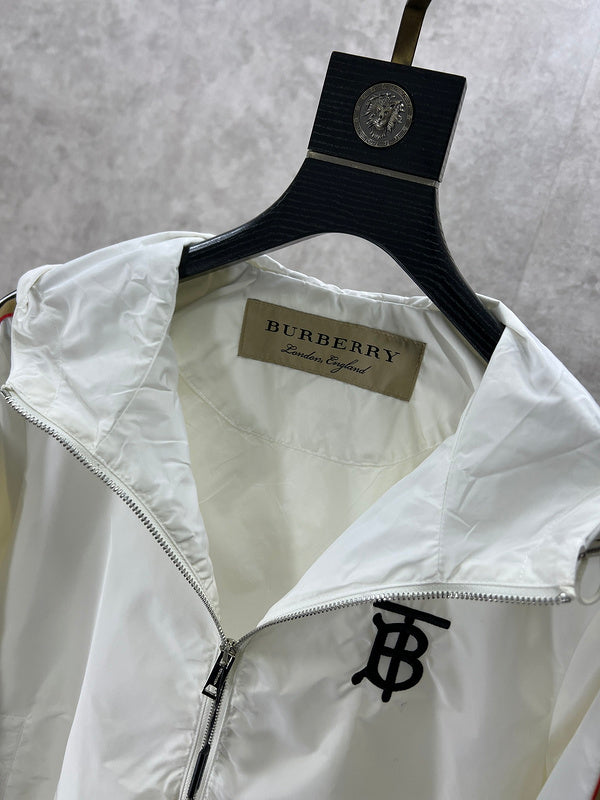 Back view of Burberry luxury piece style No.341