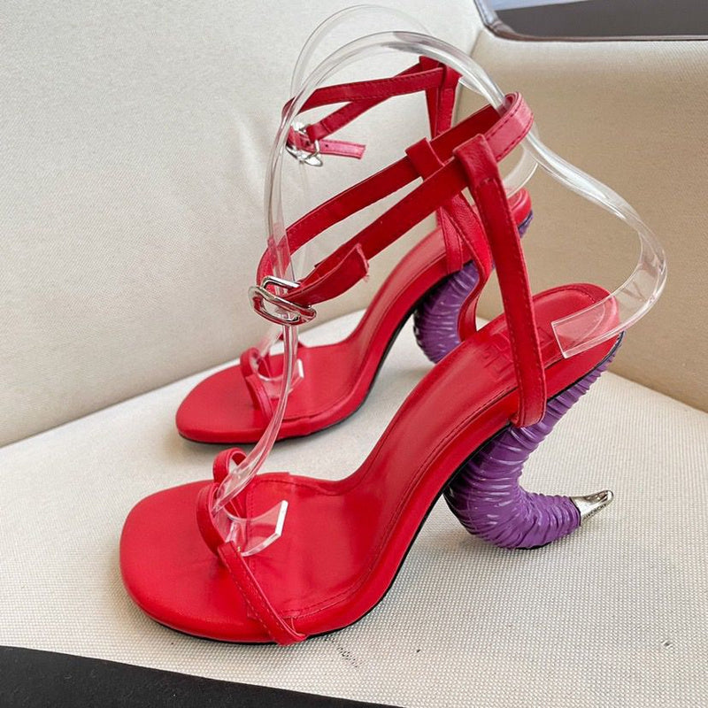 Givenchy shoes Style 122 - sole and craftsmanship detail