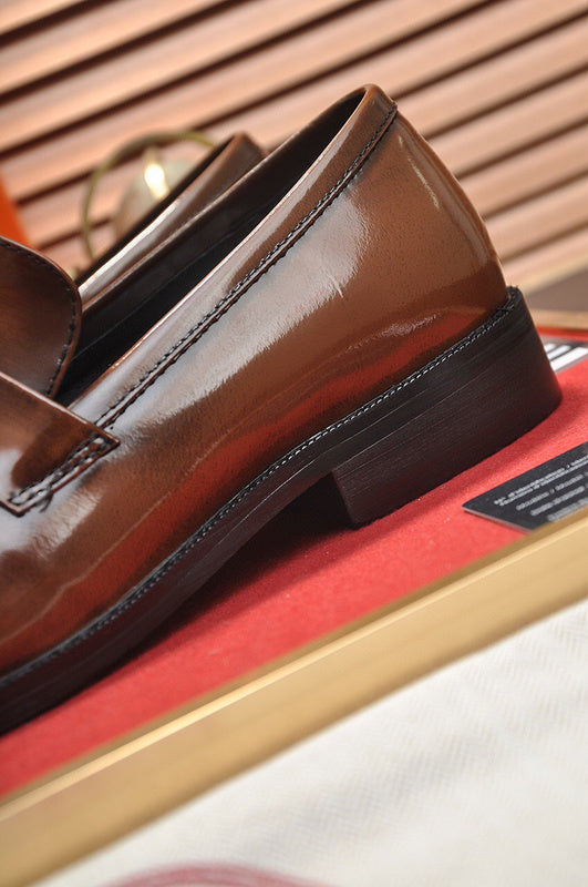 Hermès Grey Classic Ballet Flats - Toe Detail View