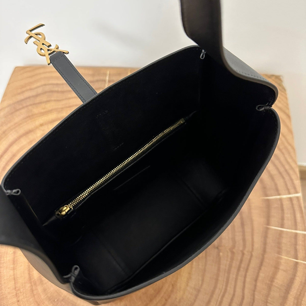 Saint Laurent Bags- Saint Laurent Le 5 À 7 Supple Small Bag Premium Designer Shoulder Bag
