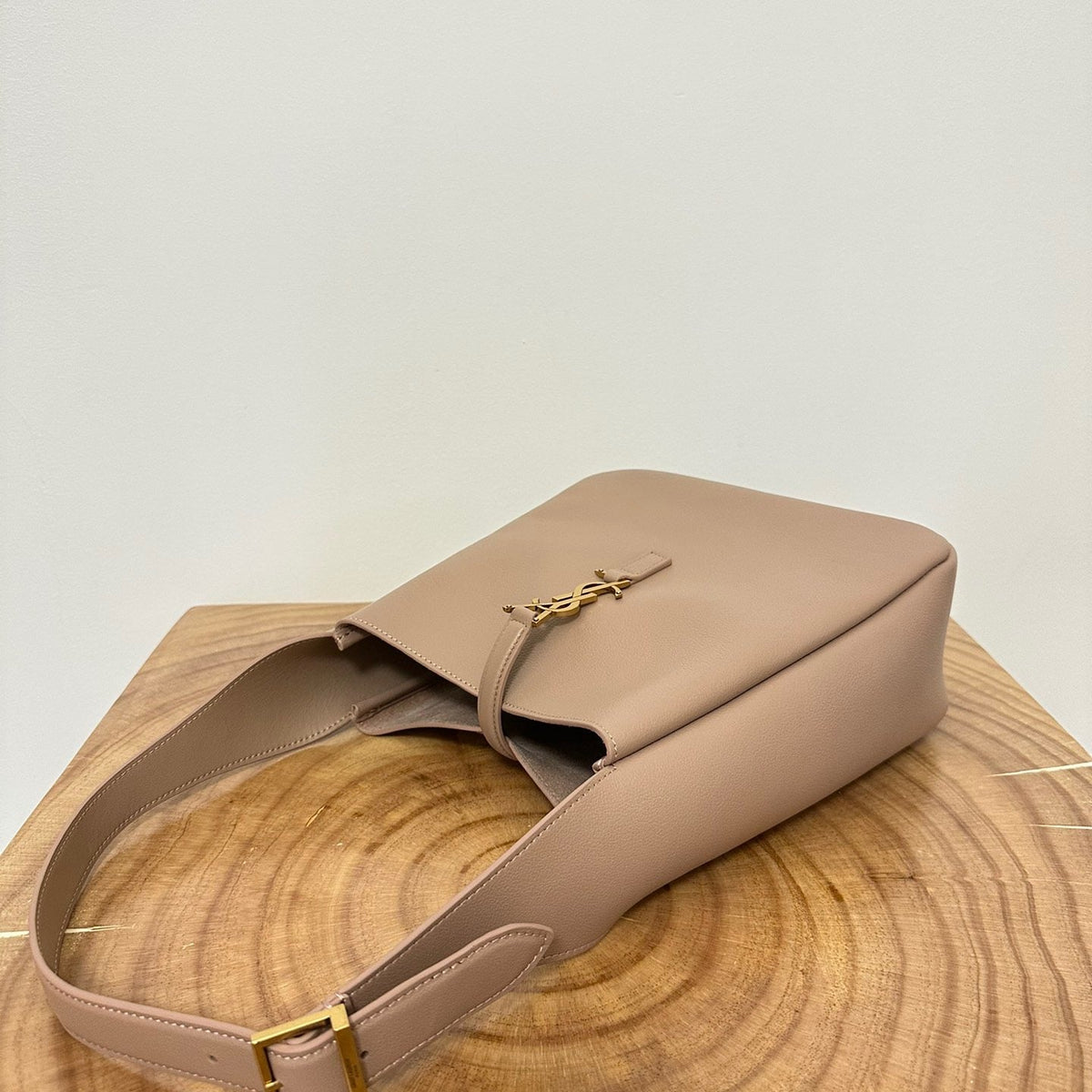 Saint Laurent Bags- Saint Laurent Le 5 À 7 Supple Small Bag Premium Designer Shoulder Bag