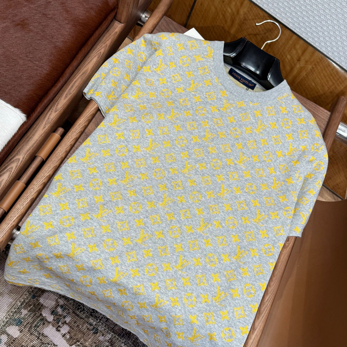 Louis Vuitton T-Shirts- Louis Vuitton Lou T-shirt Premium Designer Cotton T-Shirt